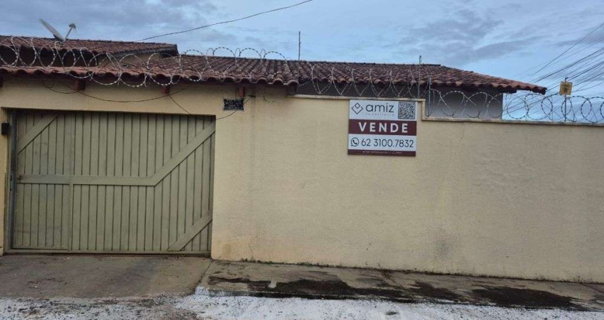 Casa à venda com 3 quartos sendo 1 suíte no Setor Faicalville de 106,16 m².