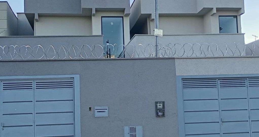 Sobrado de 3 quartos à venda no Moinho dos Ventos, com 179 m²