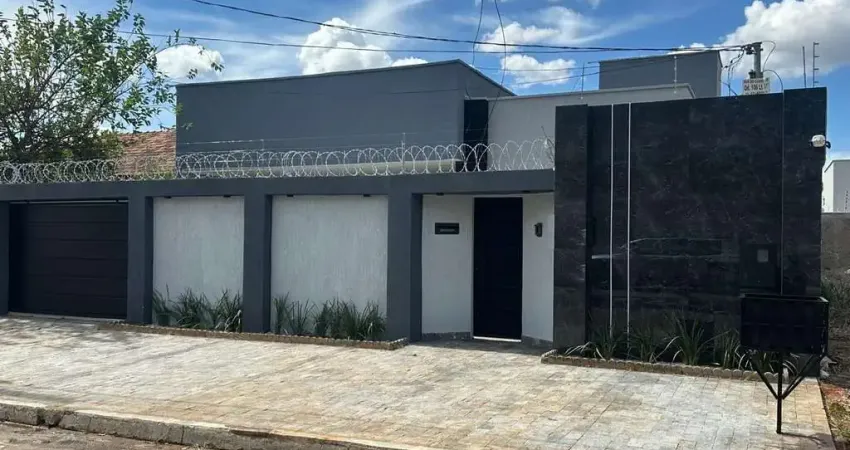 Excelente casa de Alto Padrão com área total de 420m²