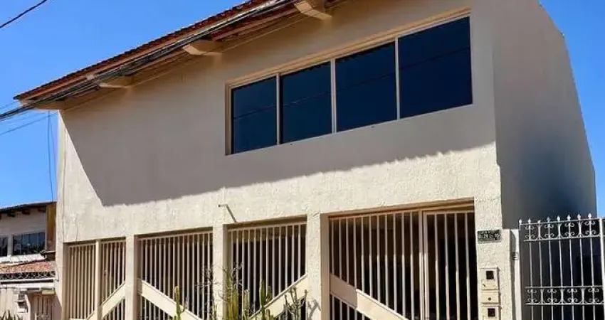 Sobrado de 4 Quartos, sendo 2 suítes no Itatiaia - Goiânia - GO