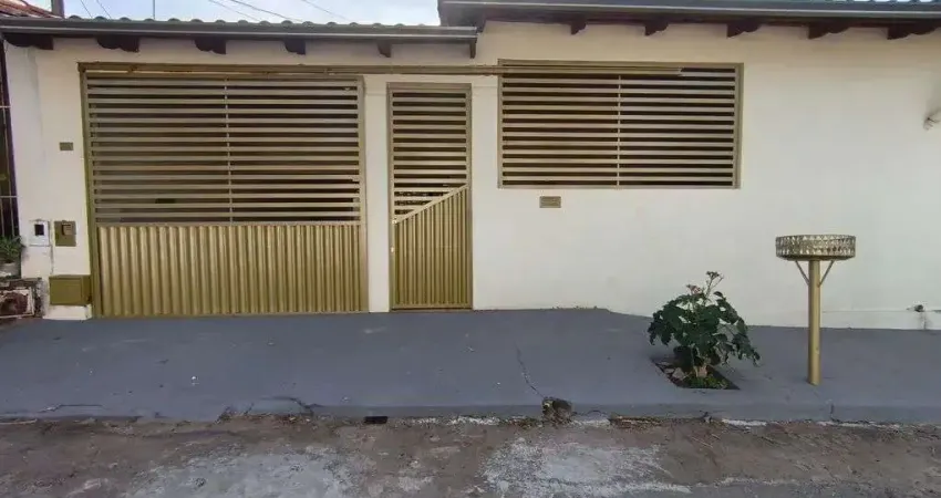 Casa com 3 quartos à venda na Rua 5, Conjunto Fabiana, Goiânia