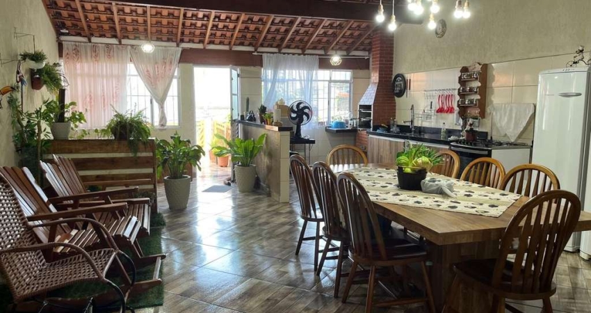 Casa com 6 quartos à venda na Fazenda da Juta, São Paulo 