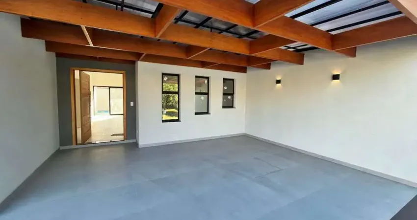 Casa com Piscina à Venda, Residencial Alphaville, Taubaté