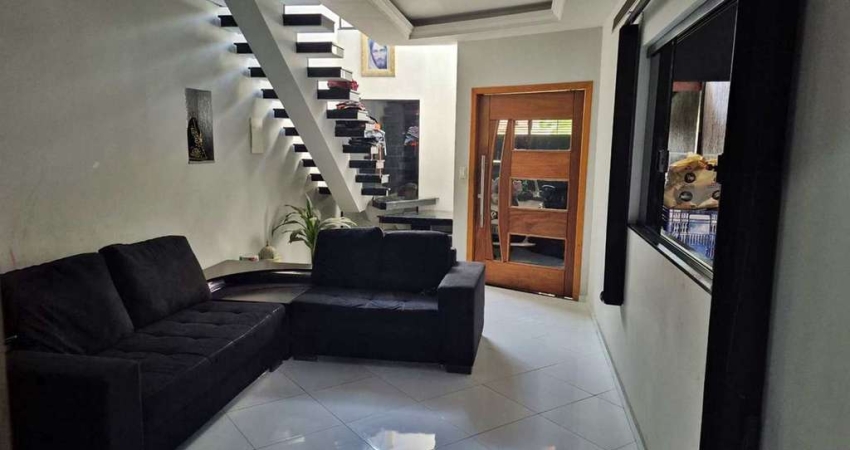 Sobrado com 3 quartos à venda, Jardim Garcez, Taubaté