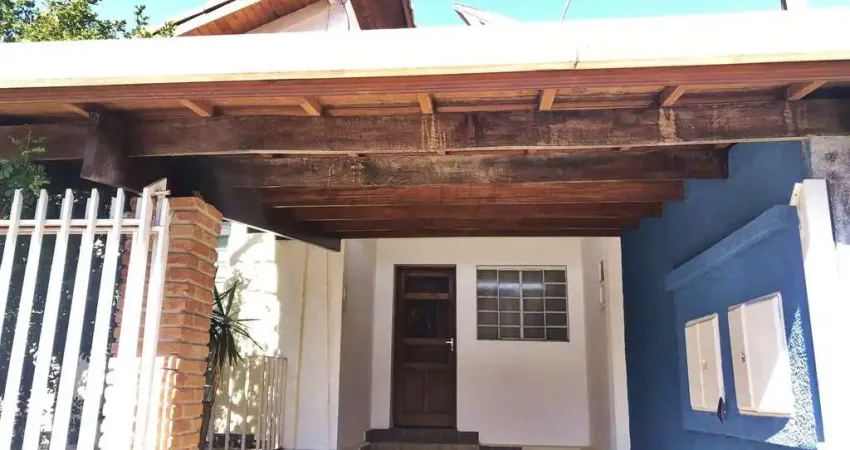 Casa com 4 quartos, Jardim Russi, Taubaté, Venda e Locação