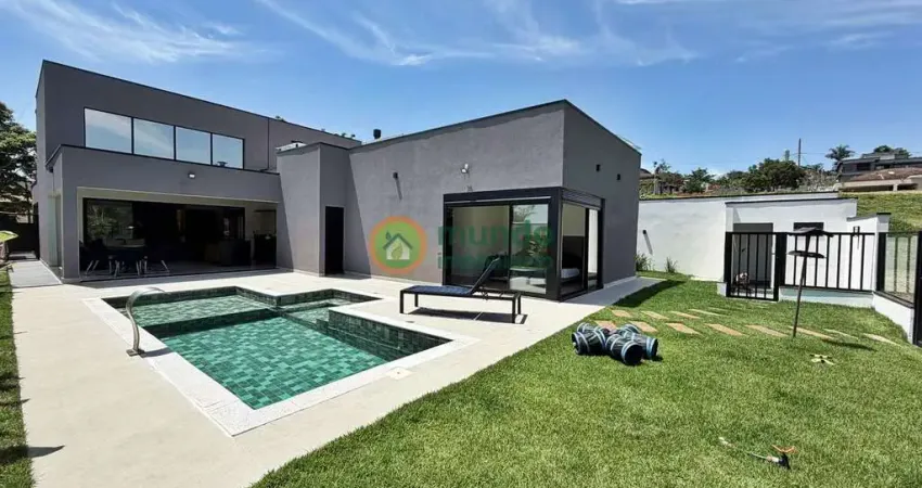 Casa em condomínio fechado com 4 quartos à venda na Rua Lázaro de Paula Santos, 348, Chácaras Cataguá, Taubaté