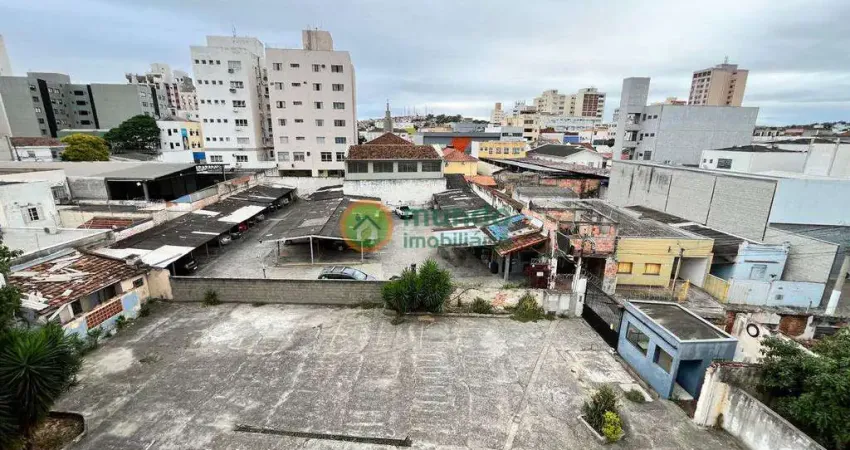 Casa comercial à venda na Rua Dona Chiquinha de Mattos, 173, Centro, Taubaté