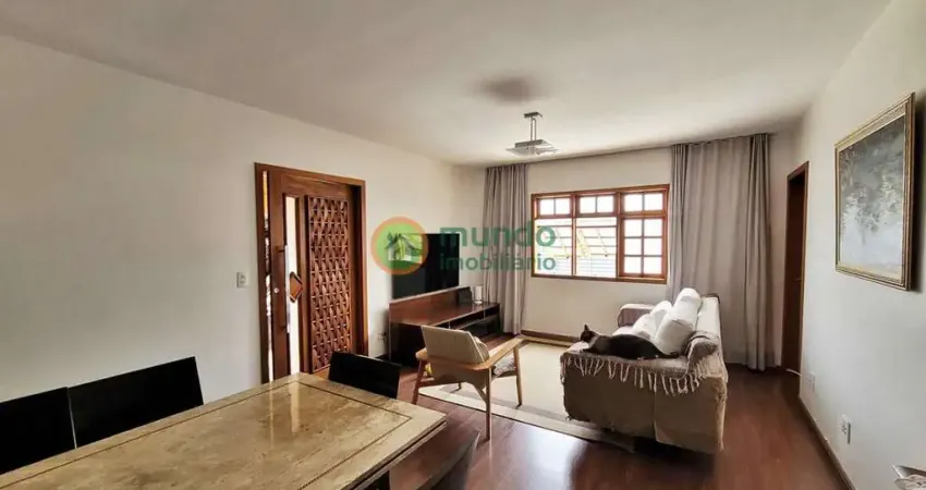 Casa com 3 quartos à venda na Rua Francisco de Mattos, 1000, Conjunto Residencial Urupes Unidas, Taubaté