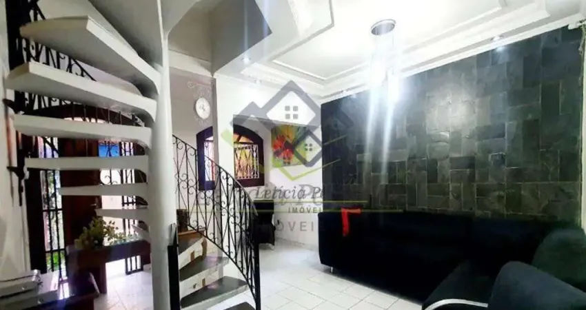 Sobrado com 3 dormitórios à venda, 230 m² por R$ 650.000,00 - Vila Amorim - Suzano/SP