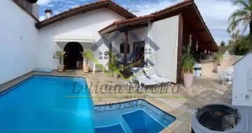 Casa 3 Quartos à venda, 172 m² por R$ 1.050.000 - Vila Oliveira - Mogi das Cruzes/SP