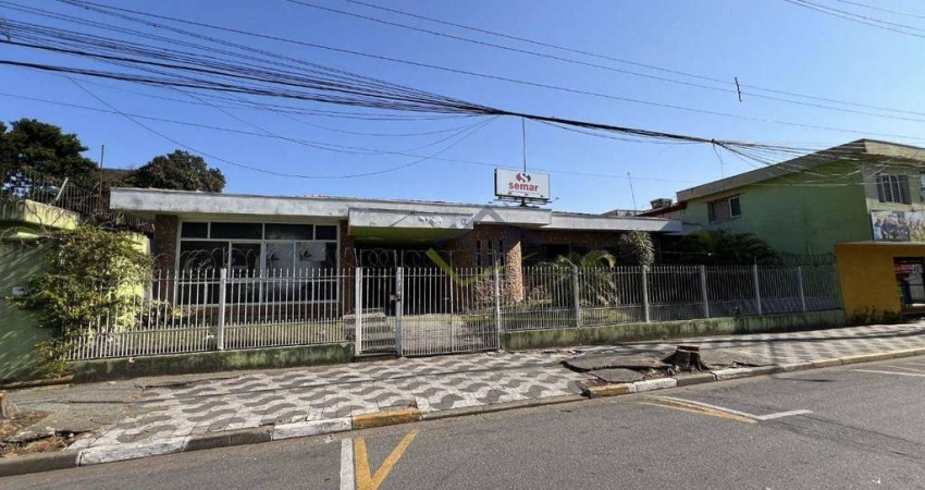 Casa com 3 dormitórios para alugar, 400 m² por R$ 16.128,00/mês - Centro - Suzano/SP