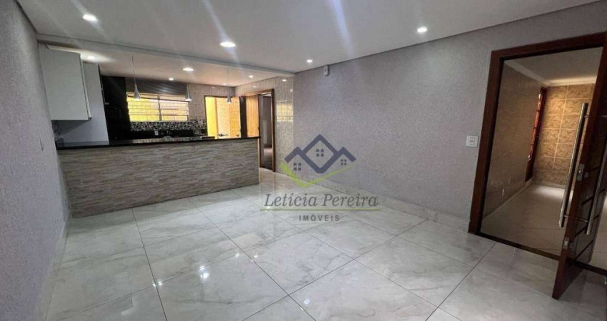 Casa com 2 dormitórios à venda, 125 m² por R$ 890.000 - Jardim Santa Helena - Suzano/SP