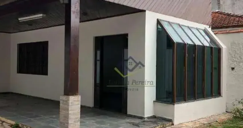 Casa com 3, sendo 1 suíte, 200 m² - venda por R$ 750.000 ou aluguel por R$ 3.743/mês - Jardim Imperador - Suzano/SP