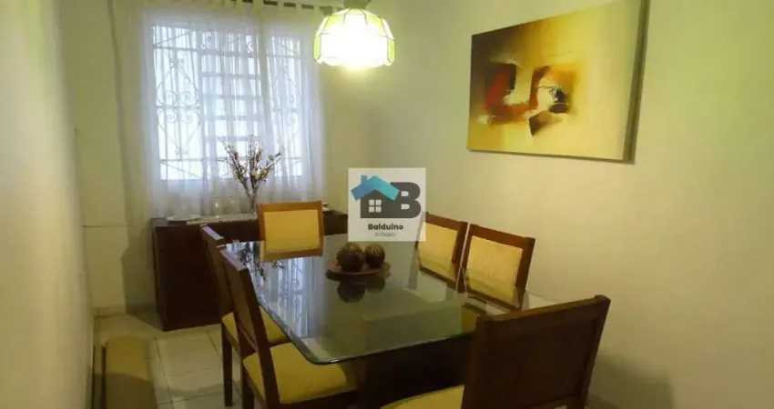 Casa com 4 quartos para alugar no Embaré, Santos 