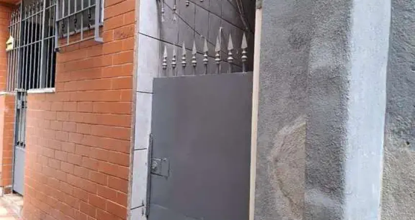 Casa com 1 quarto para alugar na Vila Araguaia, São Paulo 
