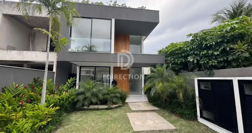 Casa em condomínio fechado com 4 quartos à venda na Rua Mário Albuquerque, Barra da Tijuca, Rio de Janeiro