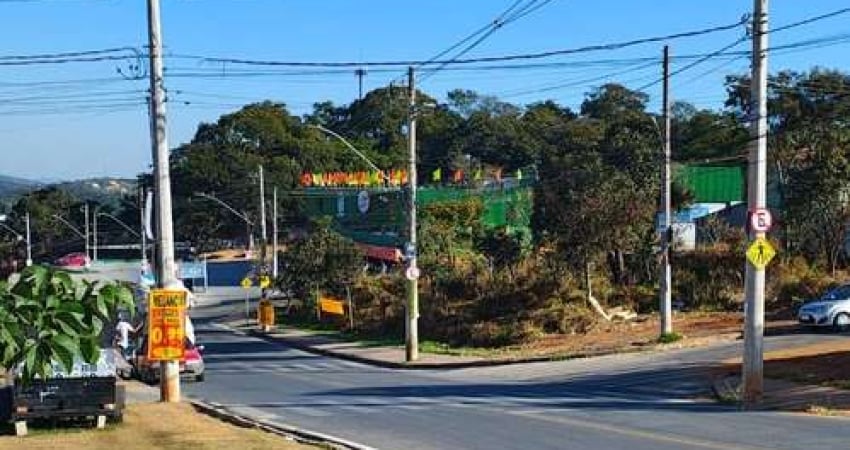 Lote 360m2 - Calçamento - Água - Luz - Esgoto - Escritura e Registro
