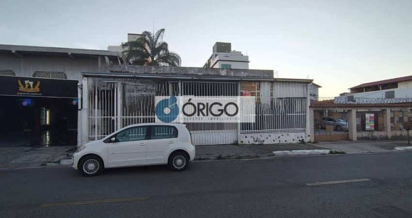 Lote 360m2 - 3 Lojas - 2 Residências - Ideal para Galpão