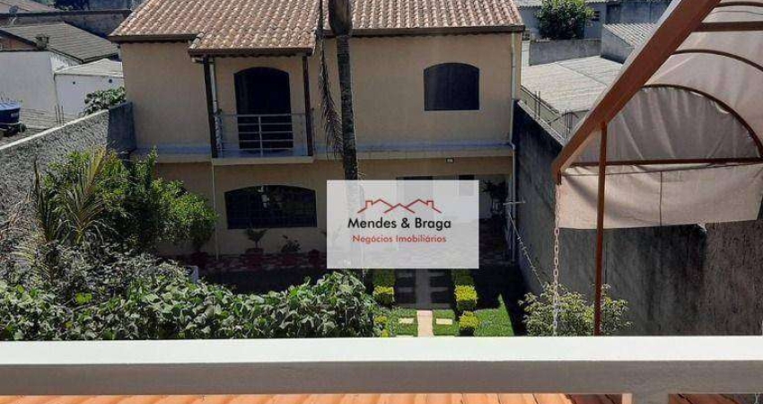 Casa com 4 dormitórios à venda, 300 m² por R$ 1.060.000,00 - Portão - Arujá/SP