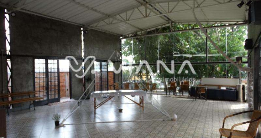 Sobrado Comercial à Venda no Bairro Santa Paula em São Caetano do Sul