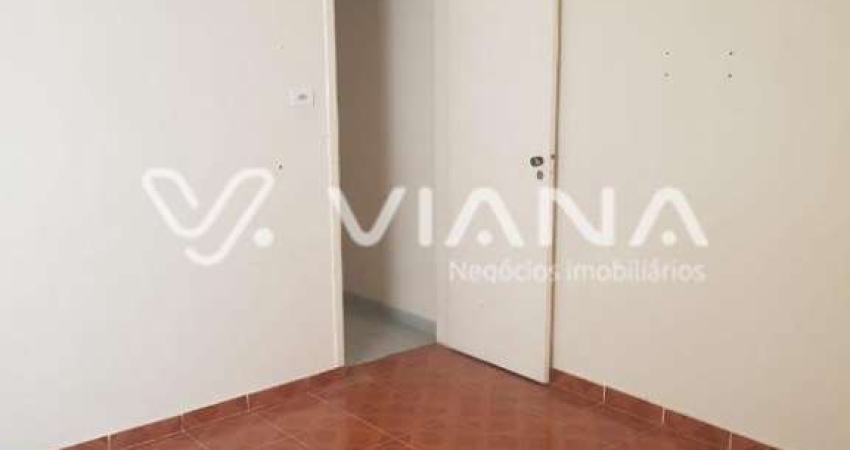 Casa com  2 Dormitórios á Vendano Bairro Campestre em Santo André