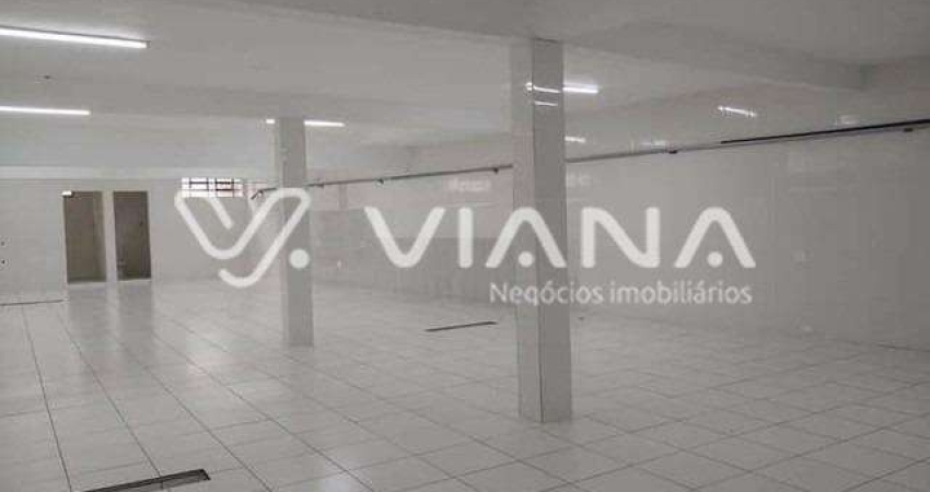 Salão Comercial á Venda no Bairro Vila Homero Thon em Santo André