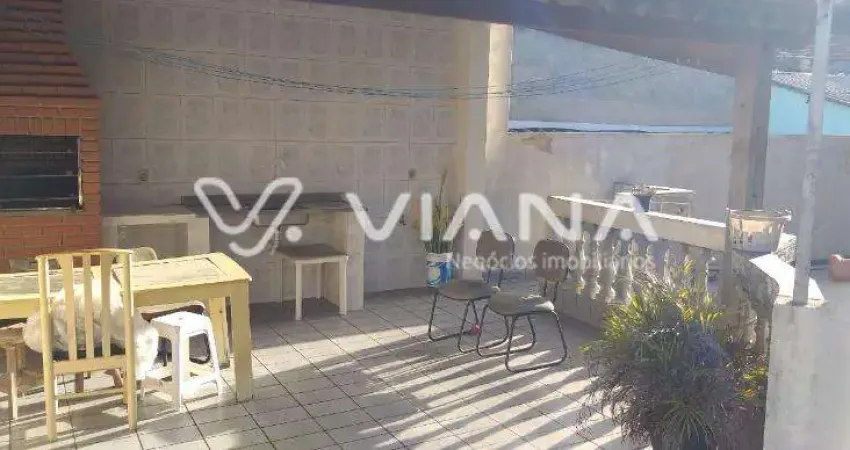 Casa 3 dormitórios á Venda no Bairro Palmares em Santo André !