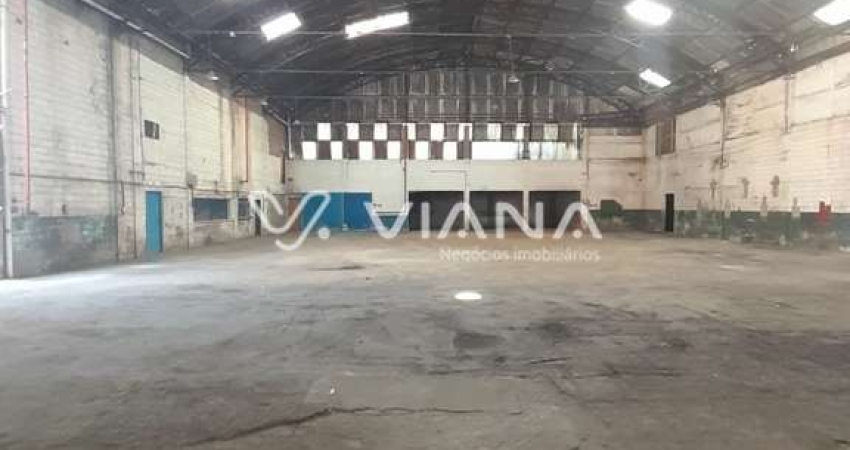 Galpão Industrial/Comercial para Aluguel e Venda no bairro Alves Dias em São Bernardo do Campo