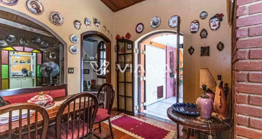 Casa à Venda com 3 Quartos no Bairro Cerâmica em São Caetano do Sul!