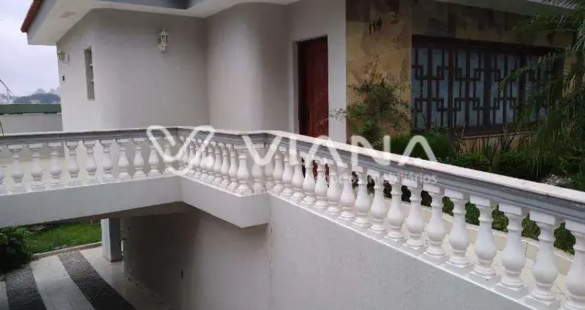 Casa Assobradada à vendcom 3 dormitórios no Bairro Jardim São Caetano em São Caetano do Sul