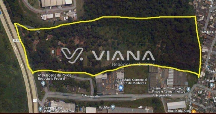 Terreno à venda no Parque Paraíso, Itapecerica da Serra 