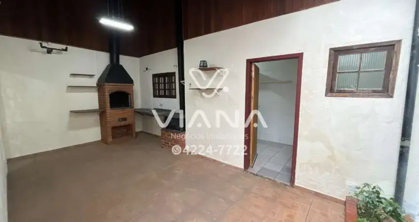 Casa Térrea 2 Dormitórios com Churrasqueira e 2 Vagas no Bairro Cerâmica - São Caetano do Sul