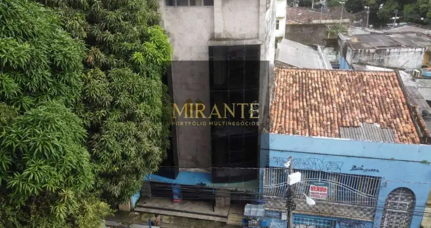 Prédio Comercial de 1.800m² •  
5 andares à venda • Nazaré