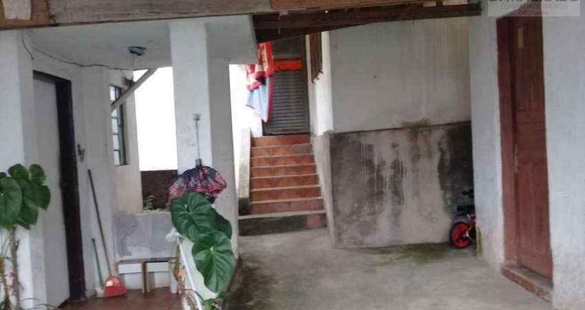 Casa à venda na Rua Kepler, Vila Guarará, Santo André