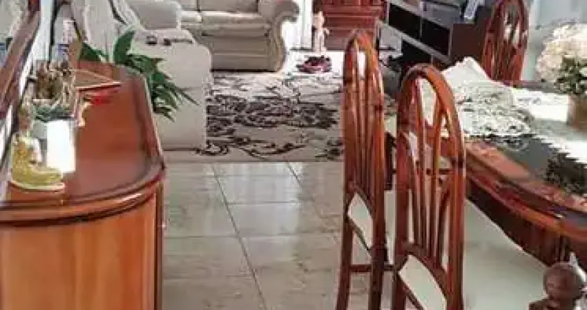 Sobrado para Venda em Santo André, Parque das Nações, 3 dormitórios, 1 suíte, 1 banheiro, 2 vagas