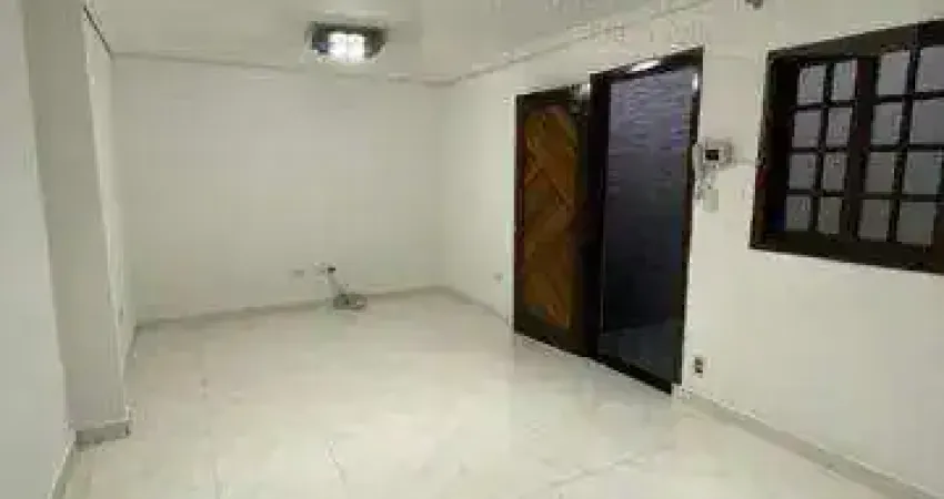 Casa para Venda em Santo André, Parque Oratório, 3 dormitórios, 2 suítes, 1 banheiro, 2 vagas
