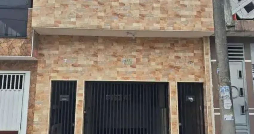 Casa à venda na Rua Ipê, Jardim Estrela, Mauá