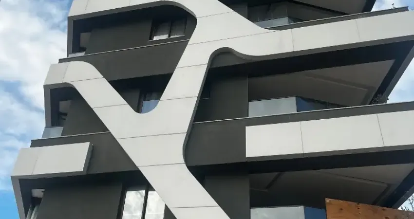 Studio a venda,24m2 , varanda, vista mar, vaga garagem rotativa