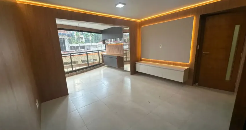 Apartamento para locação 3/4, suíte, 85m2, varanda, 02 Vagas garagem