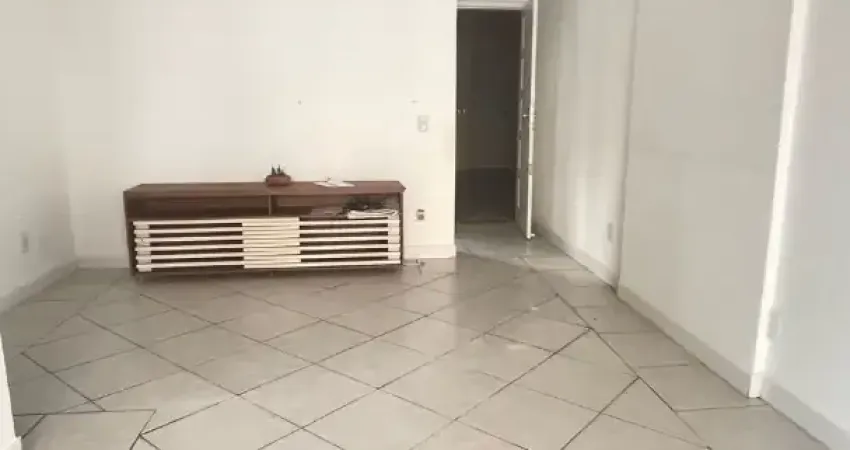 Apartamento para locação, 2/4, suíte, varanda, vaga garagem, 70m2