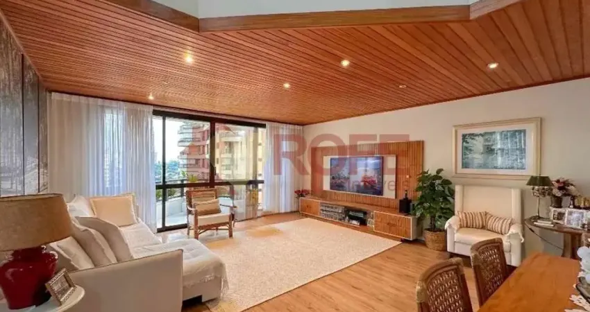 Apartamento duplex 160 m² com 3 quartos no miolo do bairro campo belo ao lado dos restaurantes!