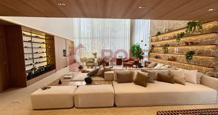 Pra família:  apartamento  com  4 dorm. piscina e churrasqueira.