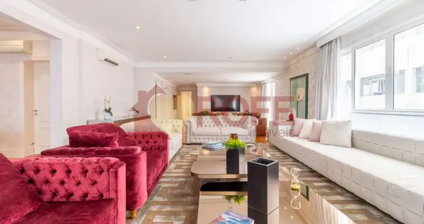 Apartamento alto padrão / 304m² / 4 suítes / 4 vagas / lazer completo