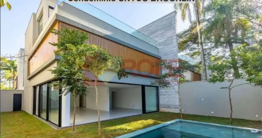 Casa de luxo à venda no brooklin: condomínio exclusivo com 868 m², 5 suítes e piscina privativa