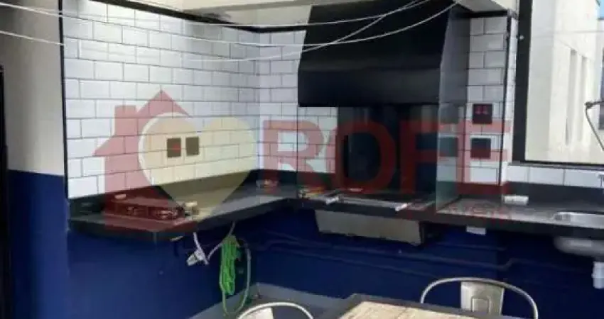 Excelente cobertura à venda, com 3 dormitórios, sendo 1 suíte, 3 vagas, lazer e localização excelent