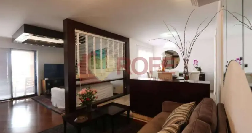 Excelente imóvel de 220 m², 4 quartos, sendo 2 suítes, 4 vagas fixas com tomadas para carros elétric