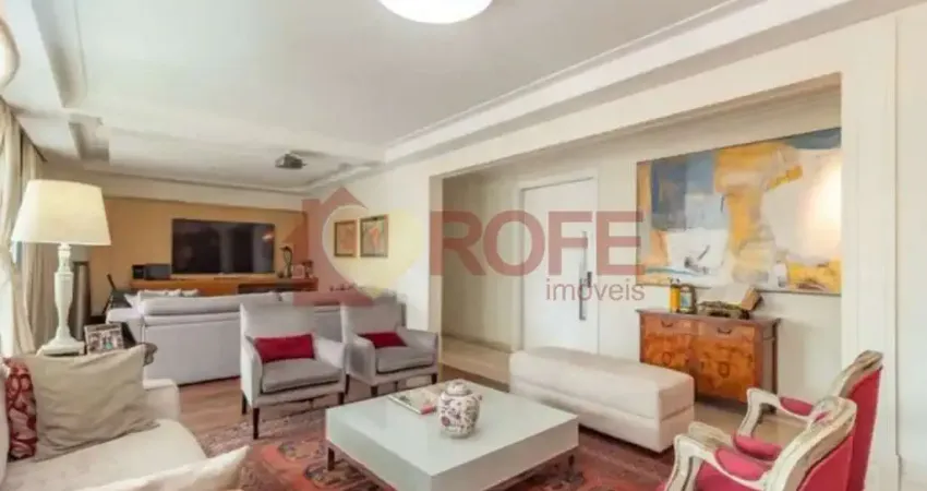 Apartamento de 250m² com 4 suítes em excelente condomínio de moema, lazer completo, fora da rota