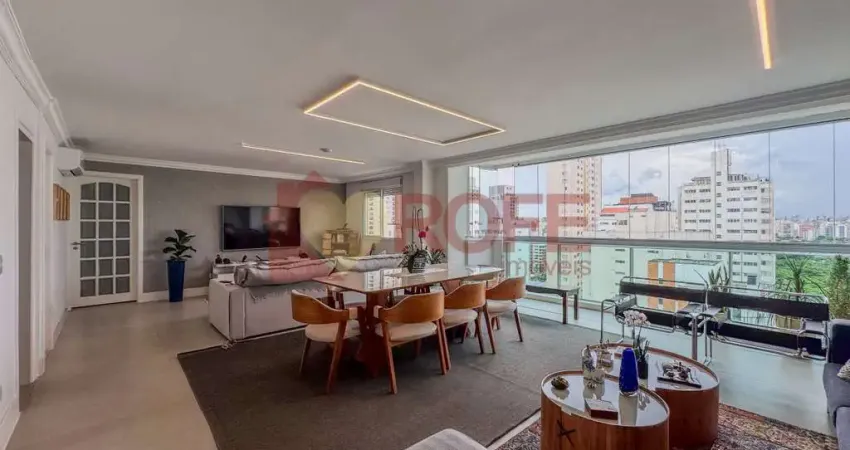 Apartamento 200 m², 3 dorm, 2 suíte 2 vagas. *Apartamento totalmente reformado*