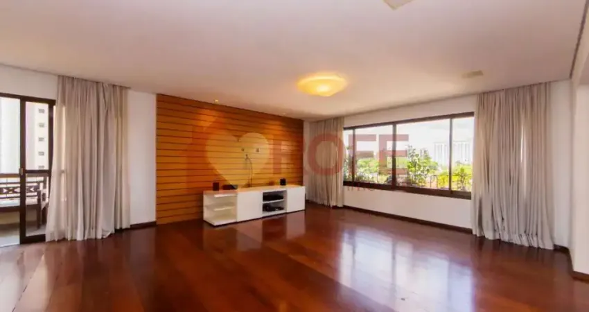 Apartamento com 4 quartos para alugar na Rua São Benedito, 529, Santo Amaro, São Paulo