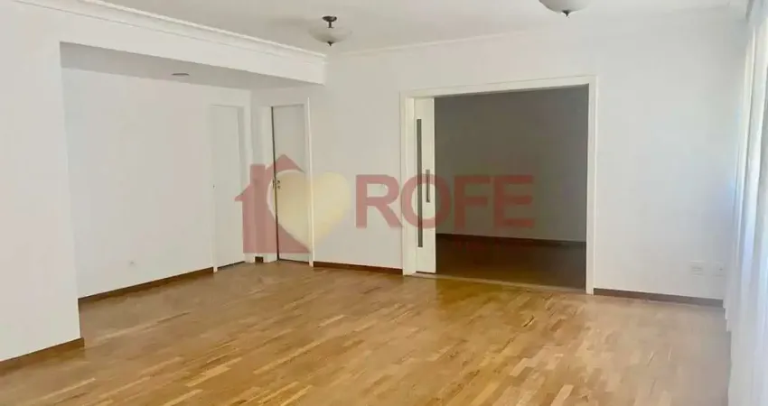 Apartamento á venda de 160m² , com  4 dormitorios ,sendo 1 suite , 2 vagas